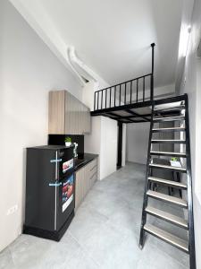 BÁN GẤP NHÀ MINH KHAI - ĐỂ LẠI NỘI THẤT - 5 NGỦ VỪA Ở VỪA CHO THUÊ HÁI RA TIỀN- 50M - 4 TỶ ( TL)